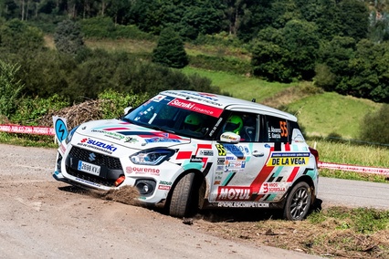 José Álvarez y un accidente frenan la racha triunfal de David Cortés en la Copa Suzuki