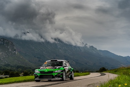 José Luís García y Borja Cué completan un durísimo Rallye Villa de Llanes