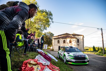 José Luís Peláez baja de última hora en el Rallye Villa de Llanes