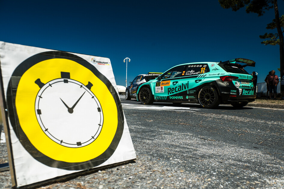 Horarios de las jornadas de jueves y viernes en el Rallye Recalvi Rías Baixas