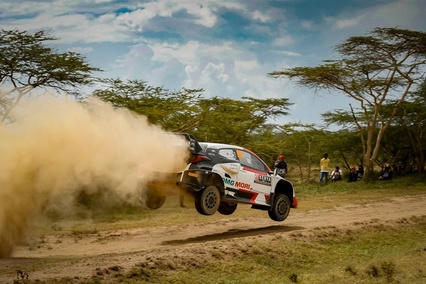 Kalle Rovanperä, sin piedad de sus contrincantes en el Safari Rally de Kenia
