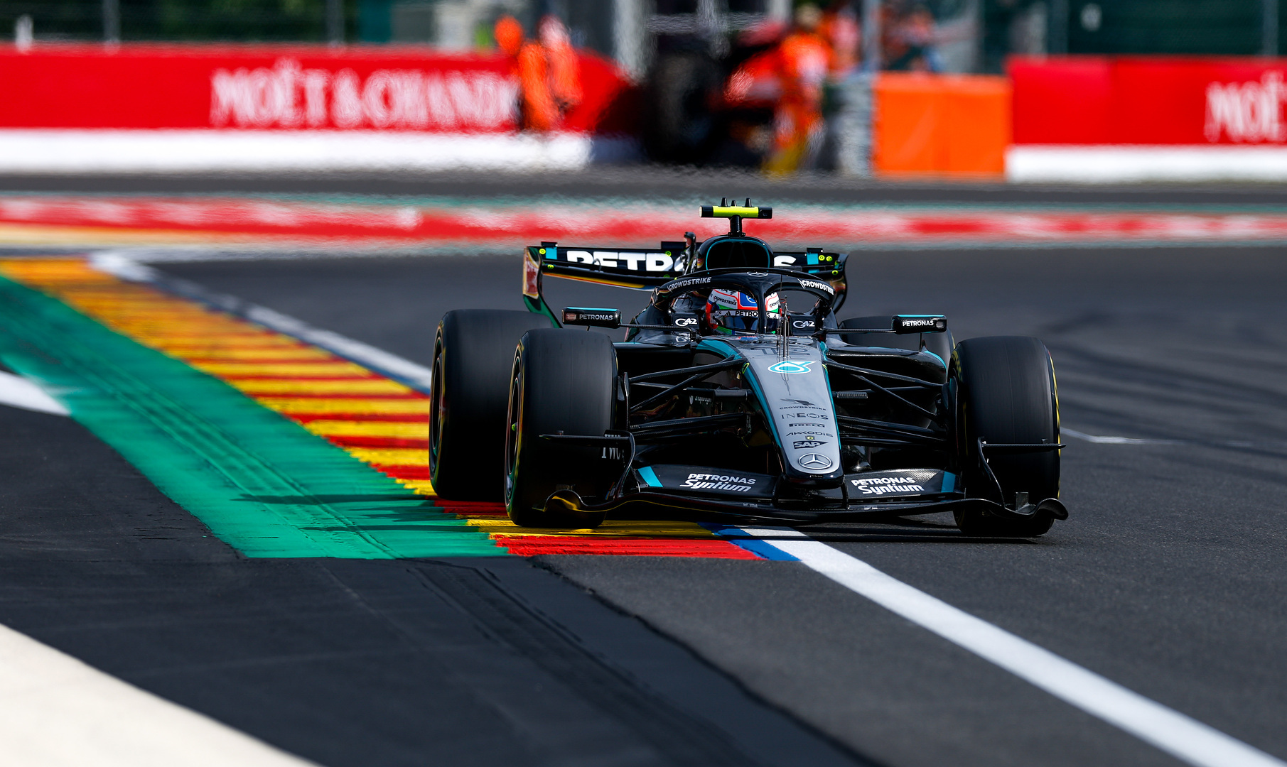 Pole para Antonelli en el GP de Bélgica 2026 frente a los 'locales' Verstappen y Norris