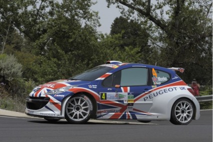 Kris Meeke pierde el liderato