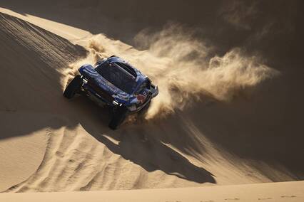 La maratón lo cambia todo en este Dakar 2026, duelo Nani Roma vs Carlos Sainz a 4 días del final