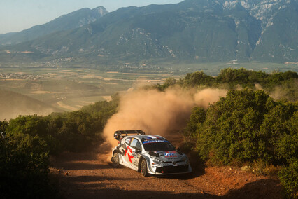 La suerte del campeón acompaña (por ahora) a Ogier en el inicio del Rally Acrópolis