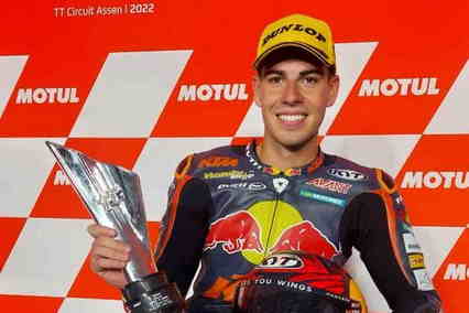 La victoria 50 de España en Assen llegó de la mano de Augusto Fernández en Moto2