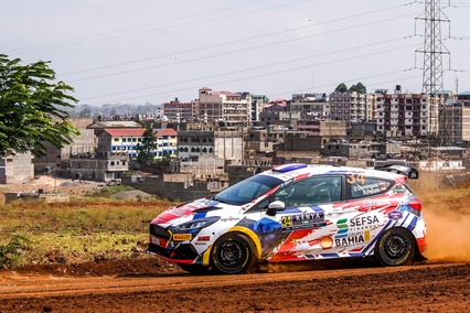 La victoria en el Rally Safari ya está en el palmarés de Rogelio Peñate