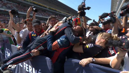 Lindblad gana con Campos en Montmeló y Martí remonta hasta el 6º puesto