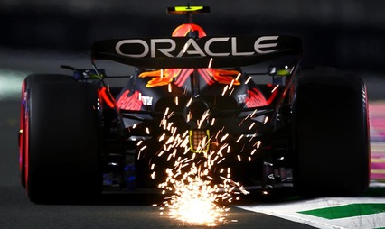 Los Red Bull de Max Verstappen y Sergio Pérez llegan en buena forma para la clasificación tras liderar los libres 3