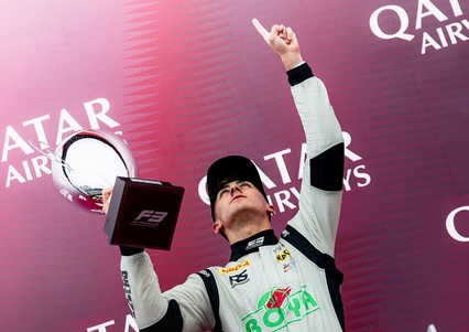 Mari Boya triunfa bajo la lluvia en Silverstone sin que la FIA permita el 100% de los puntos