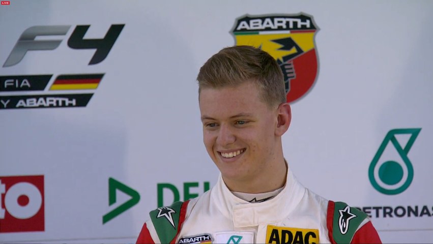 Mick Schumacher vence en un accidentado Lausitzring