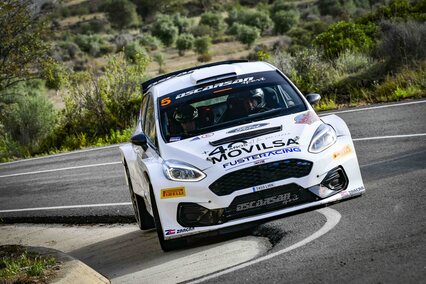 Miguel Fuster brilla en su estreno al volante de un Ford Fiesta R5 MkII