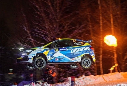 Mille Johansson lidera con solvencia el JWRC