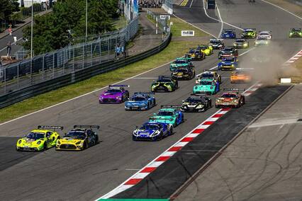 Momentos destacados de las 24 Horas de Nürburgring 2025