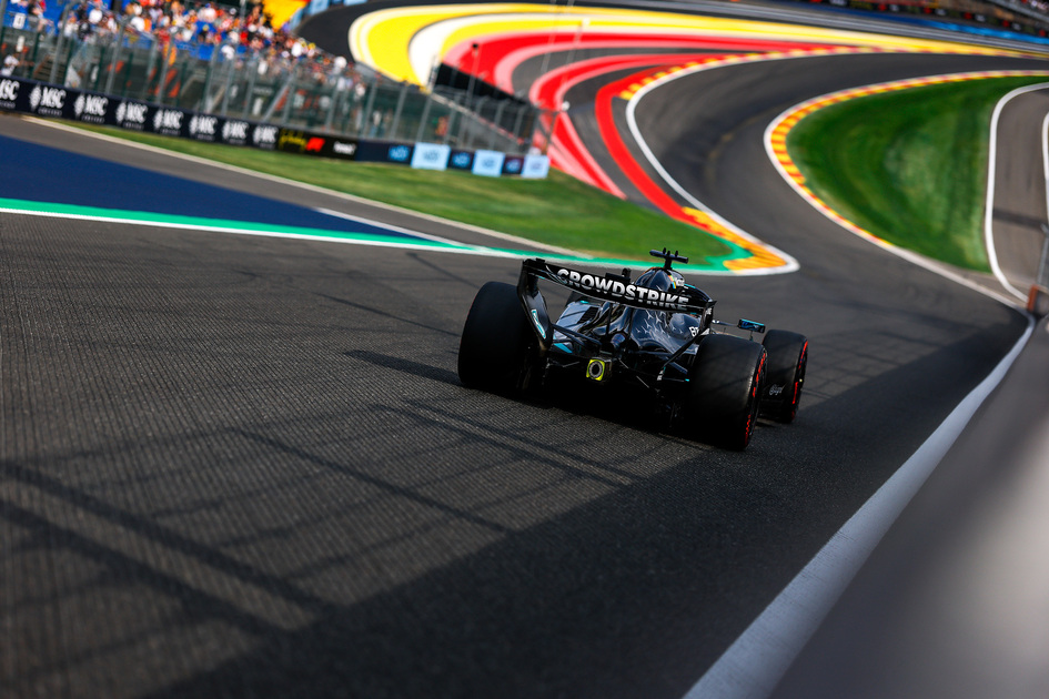 Antonelli vence en Spa con Mercedes mientras Russell y Hamilton fallan