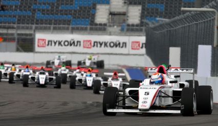 Niko Kari toma el liderato en Sochi