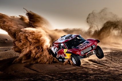Oficial: Carlos Sainz y Stéphane Peterhansel renuevan con X-Raid para el Dakar