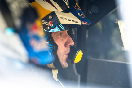 Ogier se bate con Tänak por la victoria en Cerdeña, nuevo duelo Toyota vs Hyundai