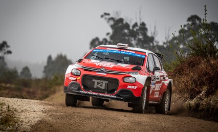 Ostberg lidera en medio del diluvio en el Rally Serras de Fafe
