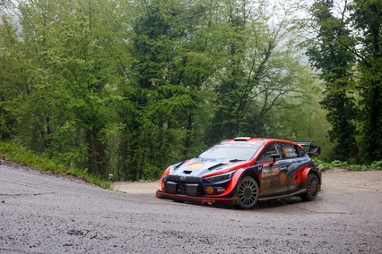 Ott Tänak desbanca del liderato a Kalle Rovanperä en la penúltima especial