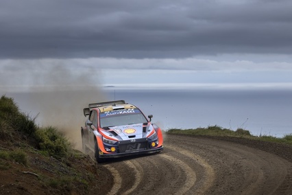 Ott Tänak, solo contra el tridente de Toyota