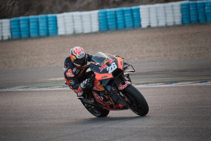 Pedrosa y KTM prueban en jerez junto a otras marcas