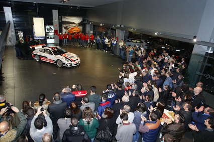 Presentado en sociedad el Porsche 997 GT3 de Iván Ares