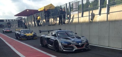 Richard Gonda consigue la primera pole de los RS01