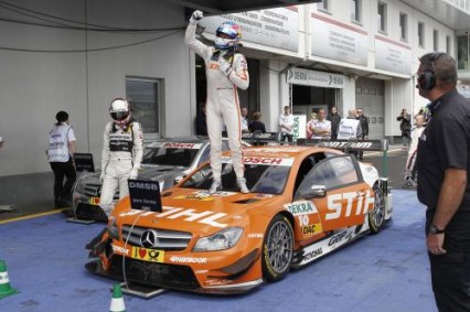 Robert Wickens se estrena en lo más alto del DTM con una victoria brillante