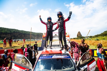Sébastien Ogier vence a Kalle Rovanperä y se anota un Rally Safari con Toyota como claro protagonista