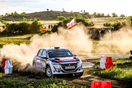 Sergi Pérez y Axel Coronado escalan un puesto llegados al ecuador del Rally de Polonia