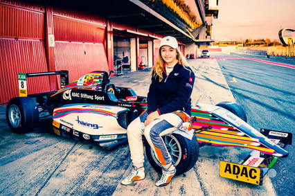Sophia Flörsch disputará la ADAC Formel 4 con Motopark
