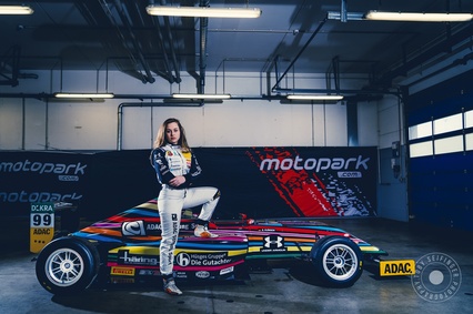 Sophia Flörsch enfadada por su exclusión como Rookie