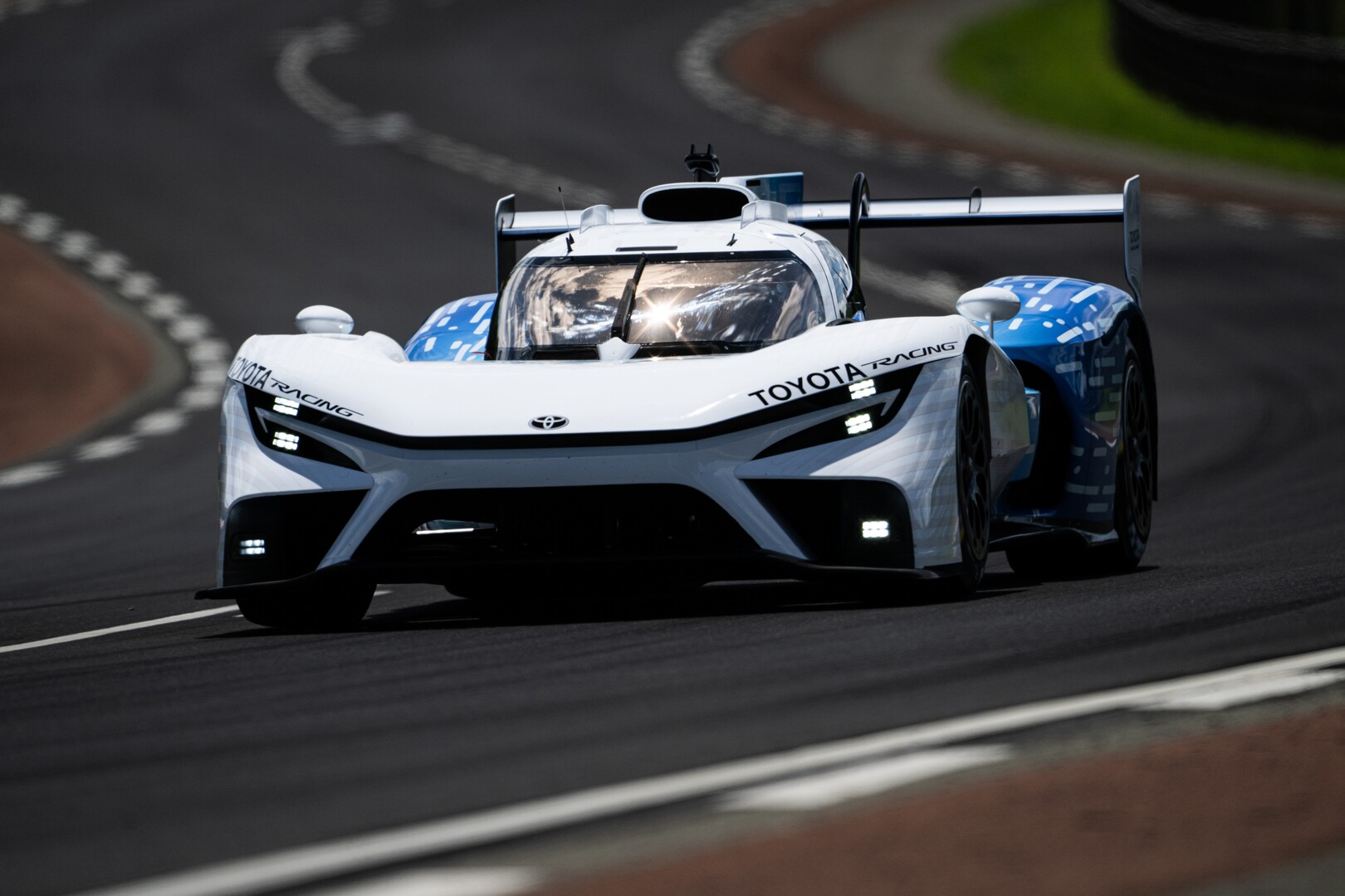 Toyota ya anticipa el futuro del WEC en 2030 con su TR LH2 de hidrógeno