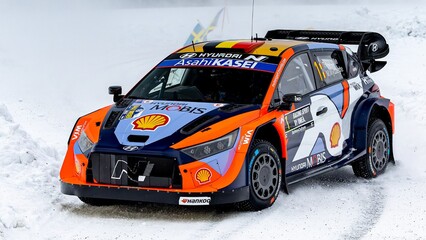 Thierry Neuville ataca y Martins Sesks sorprende en el Shakedown de Suecia