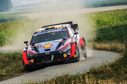 Thierry Neuville da un paso al frente en el Shakedown del Ypres Rally