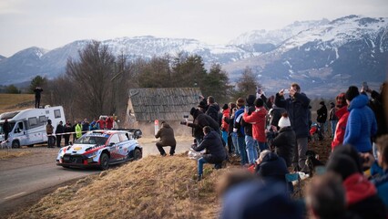 Thierry Neuville sube la apuesta y se coloca al frente de un igualado Monte-Carlo