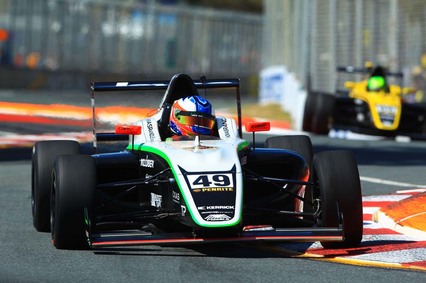 Thomas Randle activa el campeonato en Gold Coast