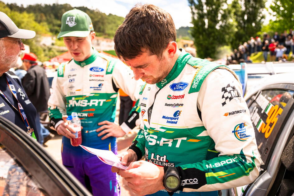 Jon Armstrong y Shane Byrne separan sus caminos tras su primera temporada en el WRC