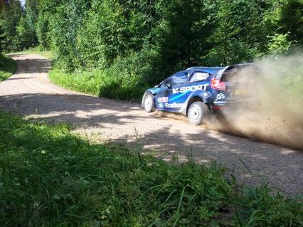 Toma de contacto de Hirvonen con las carreteras del Rallye de Finlandia