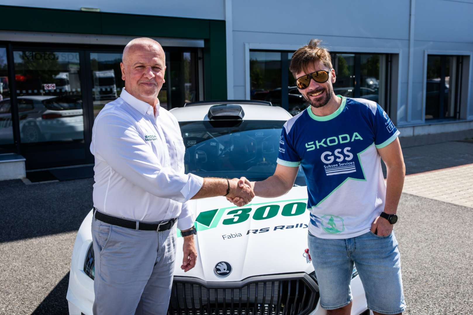 'Cohete' Suárez estrenará la unidad 300 del Skoda Fabia RS Rally2 en el Rías Baixas