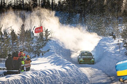 Un dominante Oliver Solberg vence en casa