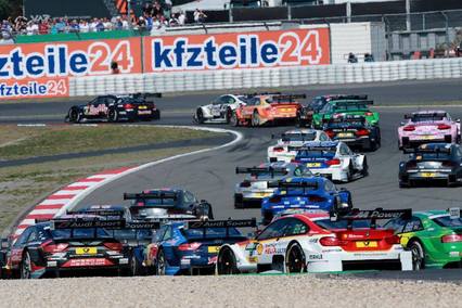 Vídeo: Carrera 1 del DTM en Nürburgring
