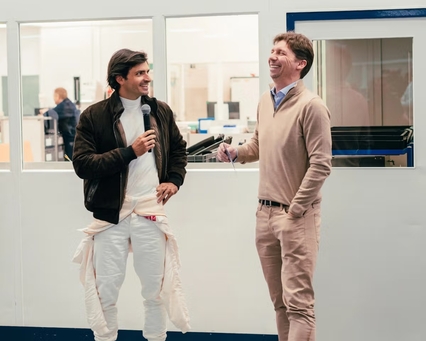 Vídeo: Primer día de Carlos Sainz en la fábrica de Williams