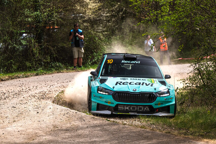 Vídeos: Espectaculares imágenes del Rallye La Llana