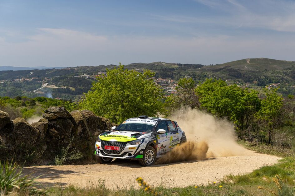 Francisco Puertas y 'Pistolo' Fernández, completan el podio final de la Peugeot Rally Cup Ibérica tras Pedro Câmara
