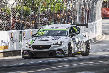 WTCR: Triunfo de CUPRA con Robert Huff en la carrera de Vila Real, en Portugal